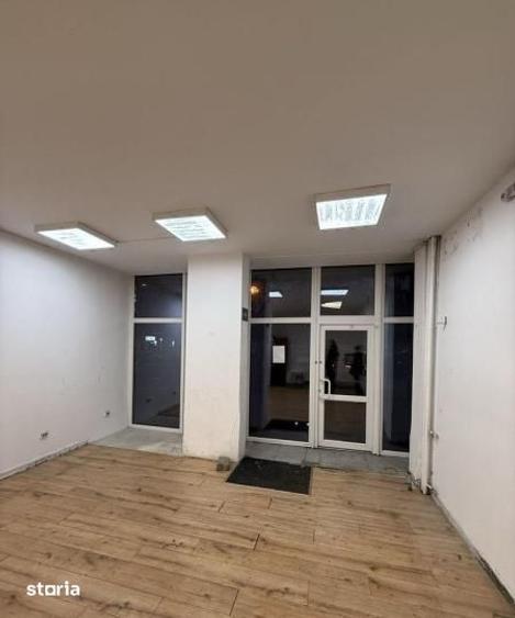 Spațiu comercial, de 40 mp, în Moșilor