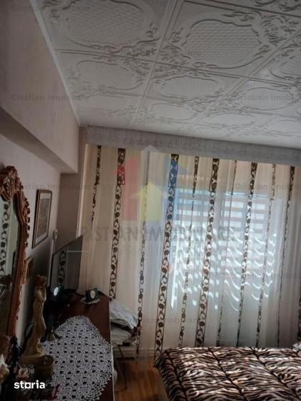 Apartament cu 2 camere decomandat în Barieră