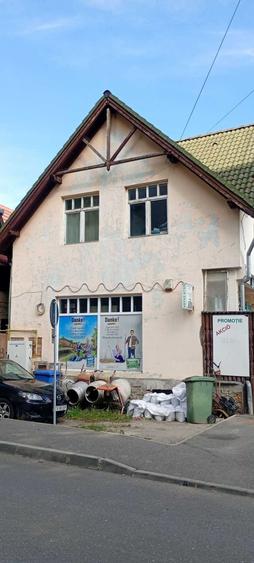 Casă cu 4 camere în Exterior Vest