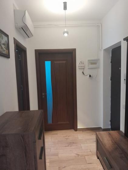 Apartament cu 2 camere decomandat în Metalurgiei