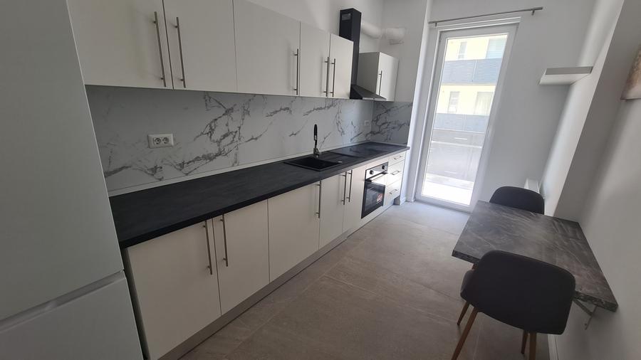 Apartament cu 3 camere decomandat, mobilat în Buftea