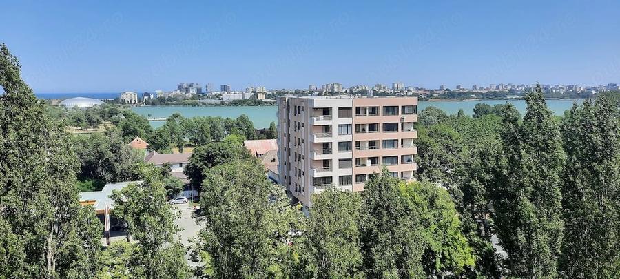 Apartament cu 3 camere decomandat în Sat Vacanță
