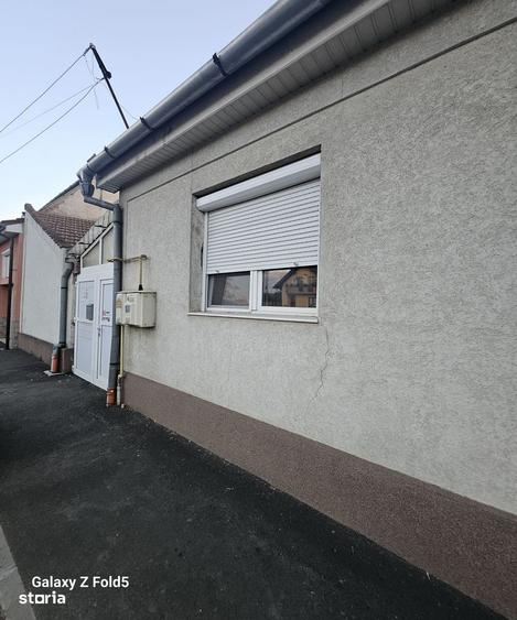 Casă cu 3 camere în Central
