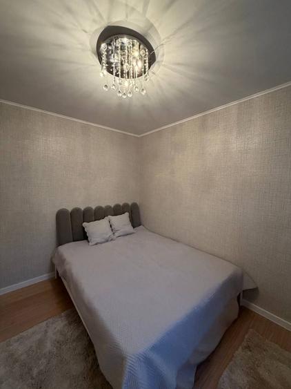 Apartament cu 3 camere în Drumul Taberei