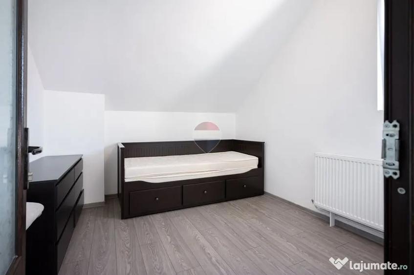 Casă cu 3 camere cu Teren 93 Mp în Sânpetru