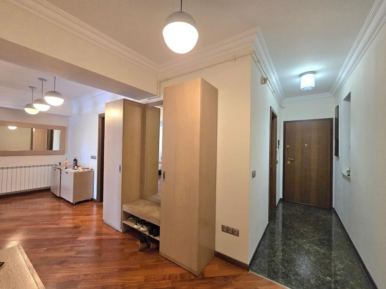Apartament cu 2 camere în P-ța Romană