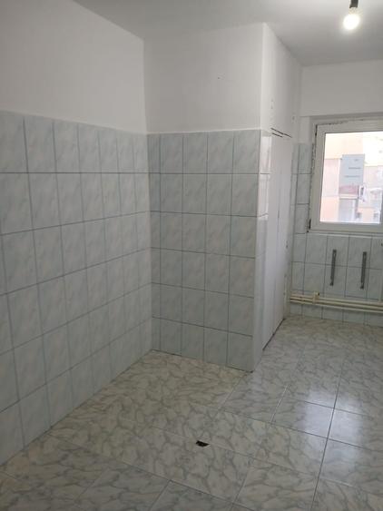 Apartament cu 4 camere în Ultracentral
