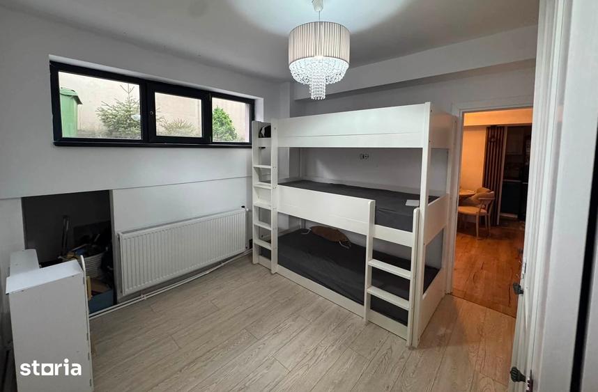 Apartament cu 3 camere în Dămăroaia