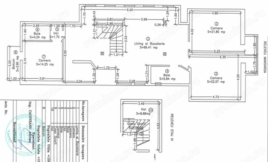Apartament cu 4 camere decomandat în Girocului