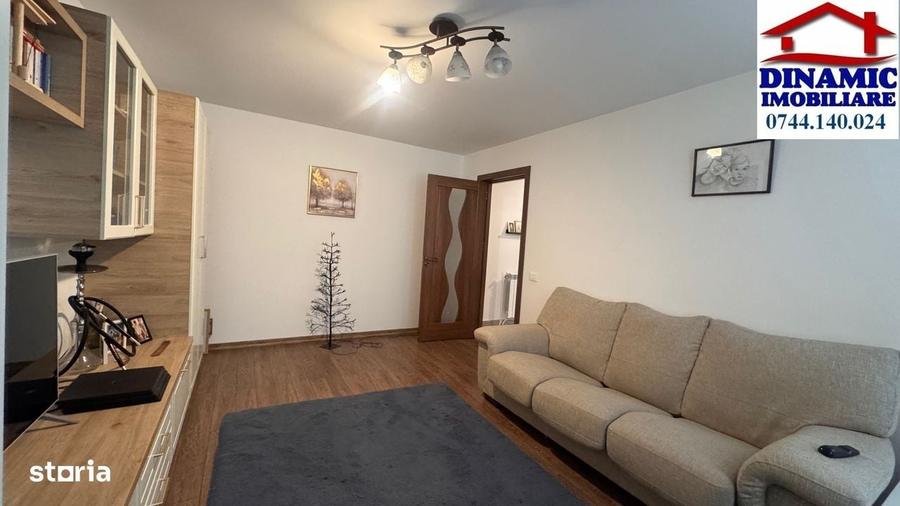 Apartament cu 2 camere decomandat în Vest