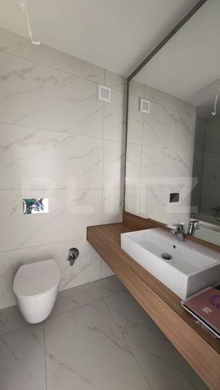 Apartament cu 2 camere semidecomandat în Nufărul