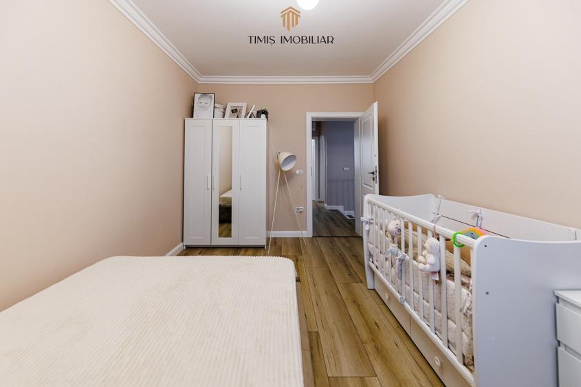 Duplex cu 4 camere cu Canalizare în Dumbrăvița