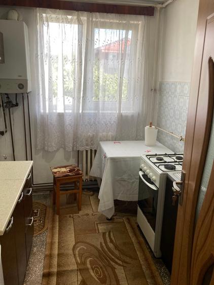Apartament cu 2 camere semidecomandat în Decebal