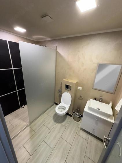 Apartament cu 3 camere decomandat în Nordului
