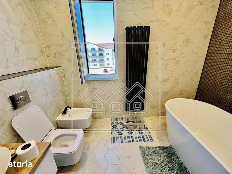 Apartament cu 3 camere în Central