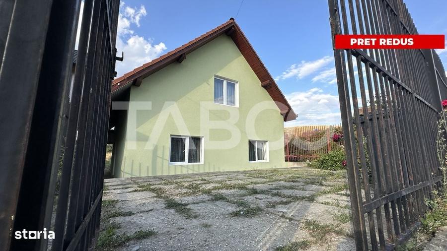 Casă cu 4 camere în Poplaca