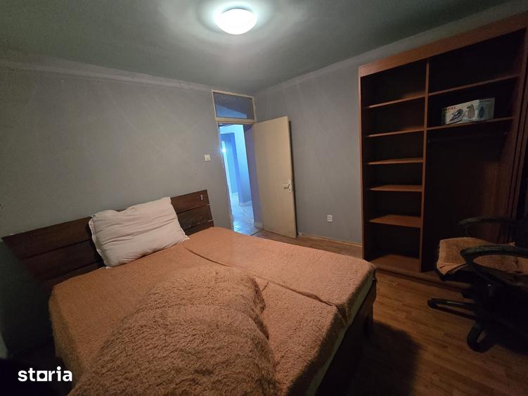 Apartament cu 3 camere decomandat în Luncă