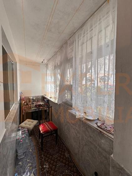 Apartament cu 3 camere semidecomandat în Tomis Nord