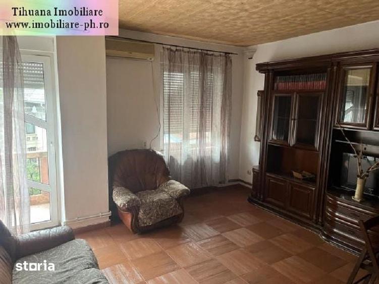 Apartament cu 3 camere decomandat în Sud