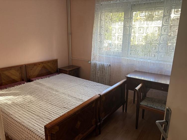 Apartament cu 3 camere în Nufărul