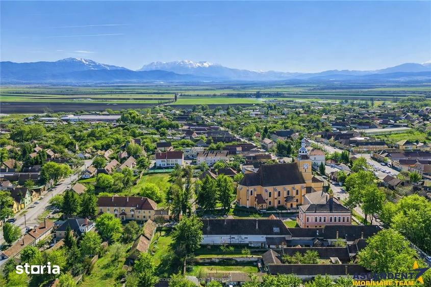 Sediu firma rezidential, pe domeniu de 2.240 mp teren,Central, Halchiu - 15