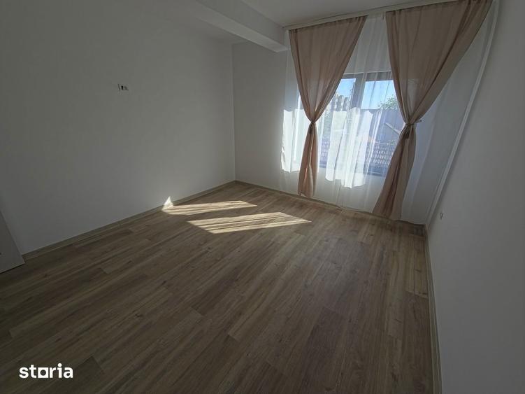 Casă cu 4 camere cu Teren 162 Mp în Central