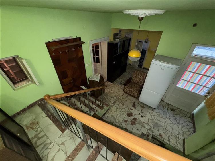Casă cu 4 camere cu Teren 411 Mp în Cantemir