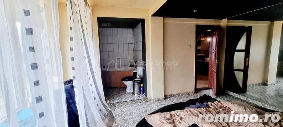 Casă cu 2 camere cu Teren 1460 Mp în Bariera Vâlcii