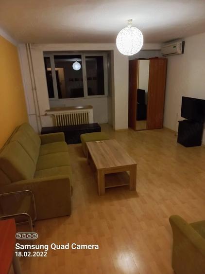 Apartament cu 2 camere semidecomandat în Complex Studențesc
