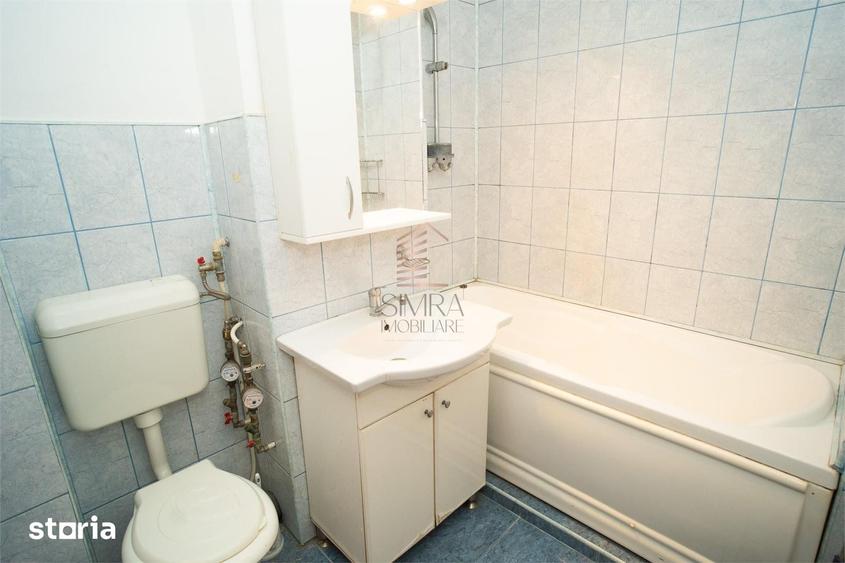 Apartament cu 3 camere decomandat în Decebal