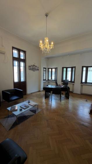 Birou, de 25 mp, în Grădina Icoanei