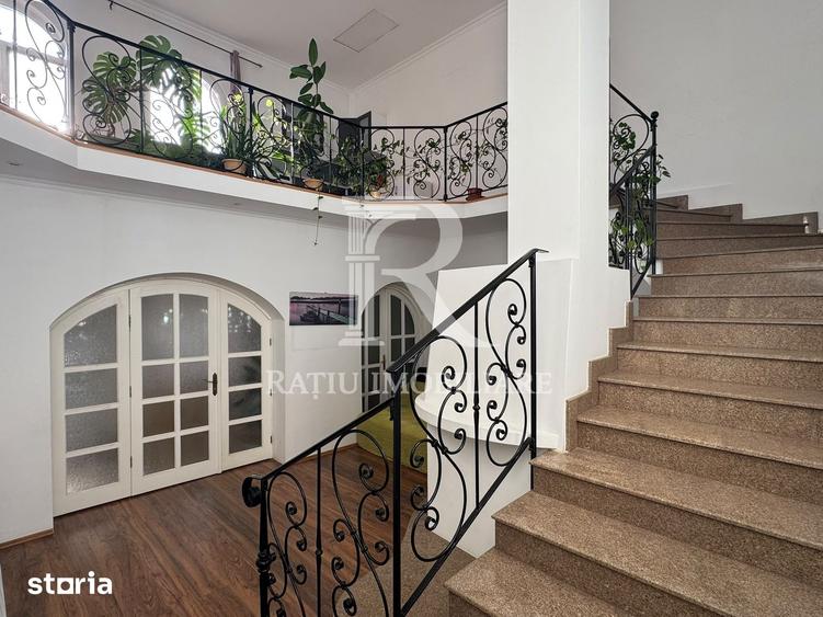 Spațiu comercial, de 28 mp, în Central