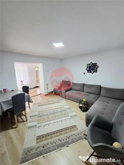 Casă cu 5 camere cu Teren 593 Mp în Central
