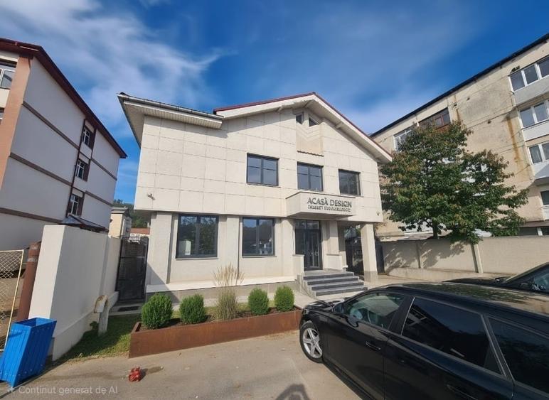 Spațiu comercial, de 914 mp, în Central