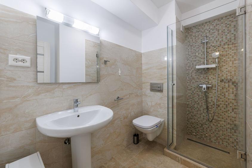 Apartament cu 3 camere decomandat, mobilat în Găvana