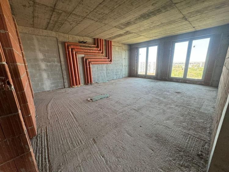 Penthouse cu 7 camere în Aviației