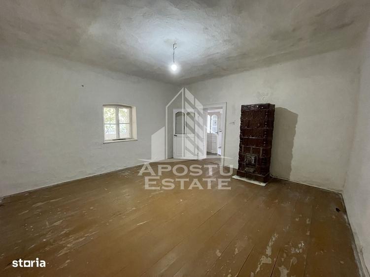 Casă cu 2 camere în Săcălaz
