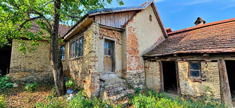 Casă individuală cu 3 camere cu Teren 569 Mp în Gârbovăț
