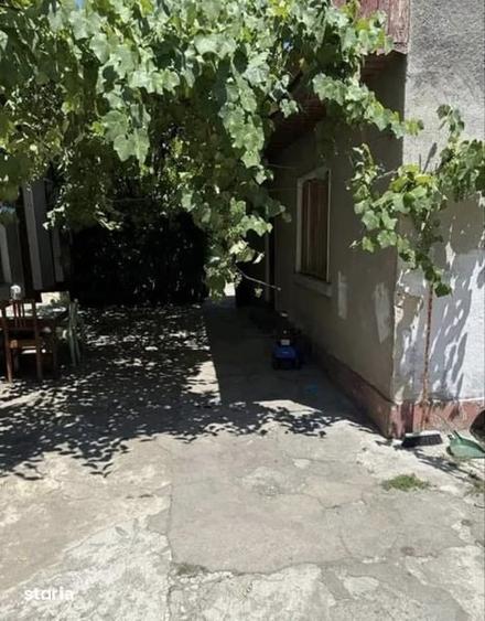 Casă cu 4 camere cu Teren 227 Mp în Traian