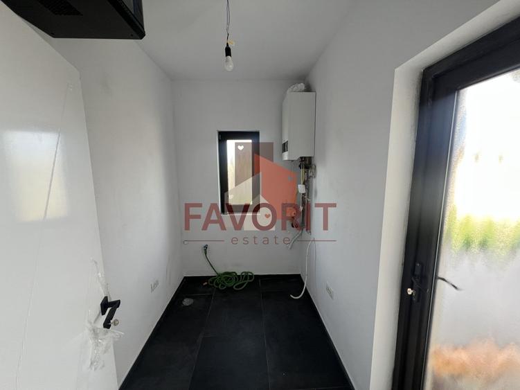 Duplex cu 5 camere cu Canalizare în Chișoda