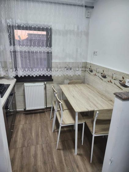 Garsonieră decomandată în Dorobanți