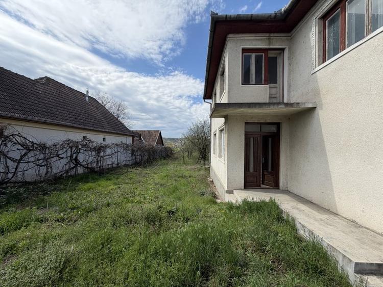 Casă individuală cu 4 camere cu Canalizare în Blaj
