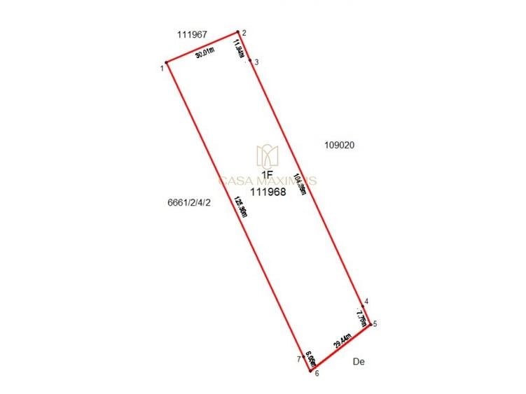 Teren de 3738 mp, în Central