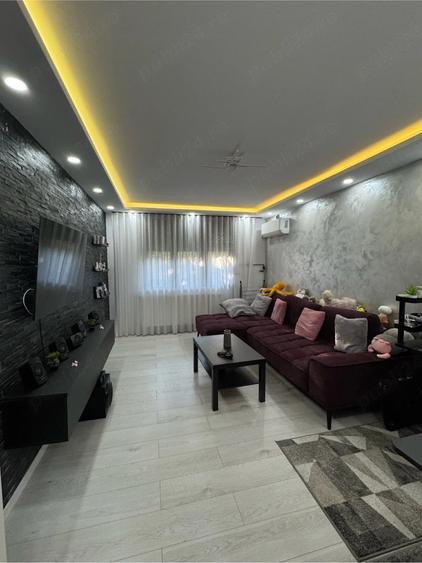 Apartament cu 2 camere semidecomandat în 1 Mai