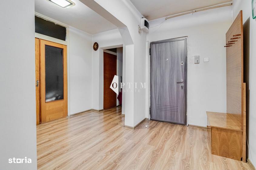 Apartament cu 4 camere decomandat în Rahova
