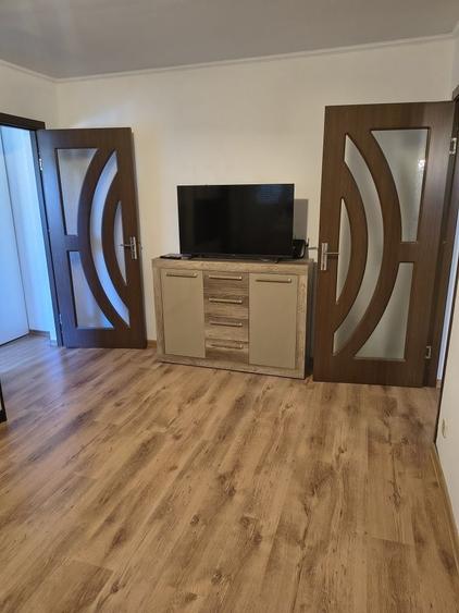Apartament cu 2 camere nedecomandat în Central