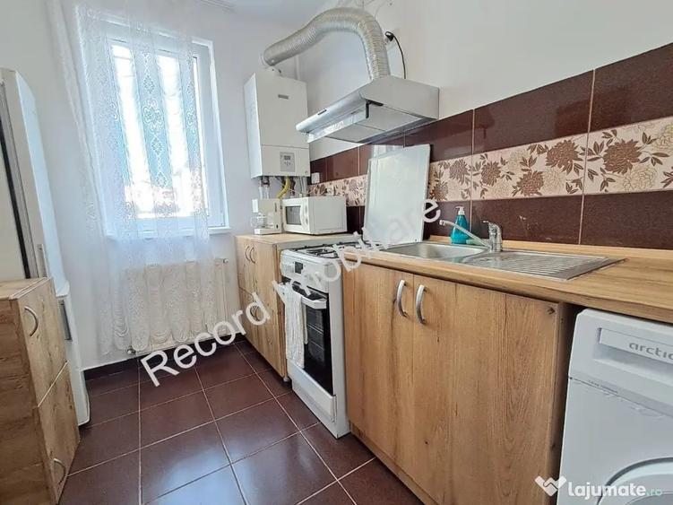 Garsonieră decomandată în Florești