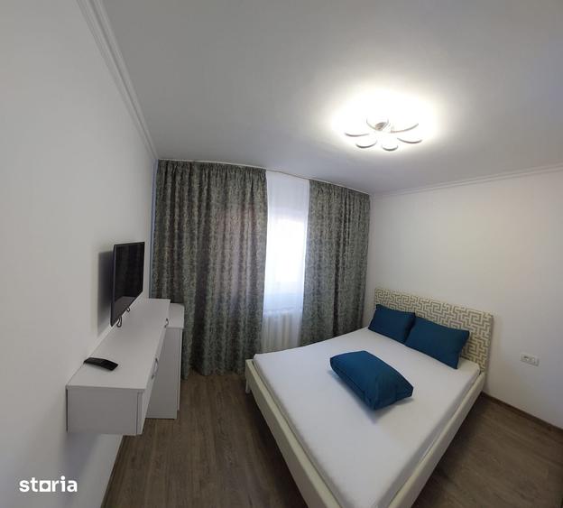 Apartament cu 2 camere decomandat în Far