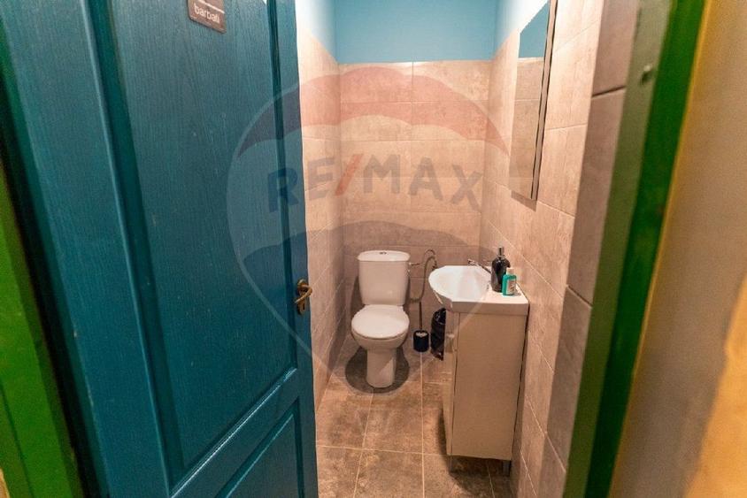 Spațiu comercial, de 150 mp, în Est