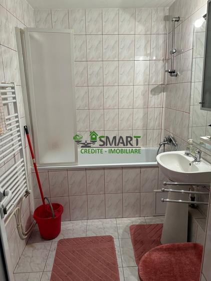 Apartament cu 3 camere în Sud
